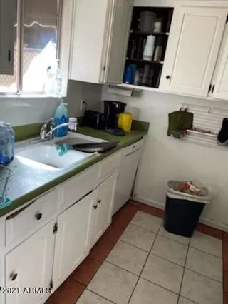 Photo #6: 6309095 Listing