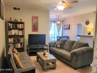 Photo #4: 6309205 Listing