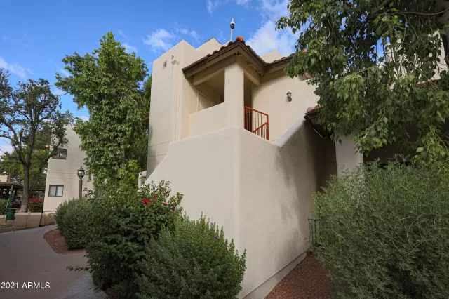 MLS: 6309272 Condo For Sale