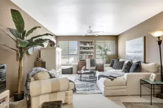 Photo #3: 6309348 Listing