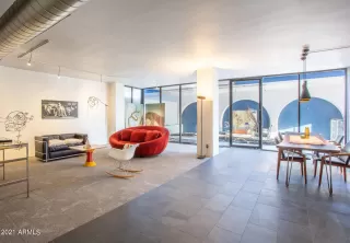 Photo #2: 6309483 Listing