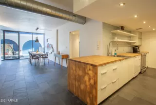 Photo #3: 6309483 Listing