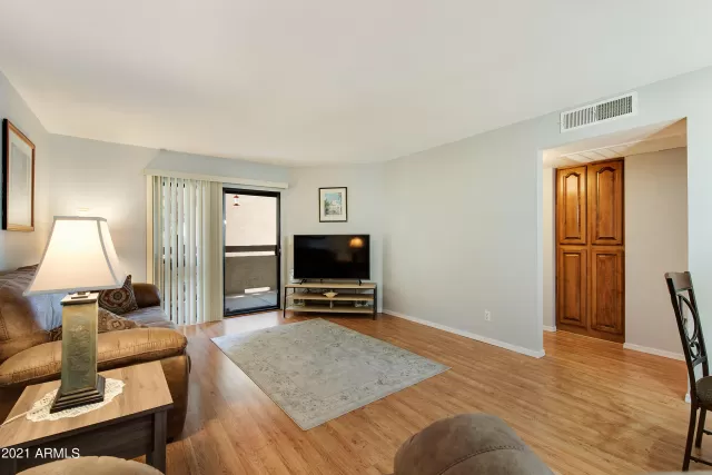 MLS: 6309569 Condo For Sale