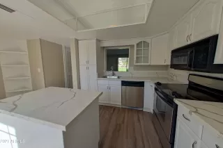 Photo #4: 6309748 Listing