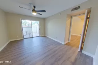 Photo #3: 6309752 Listing