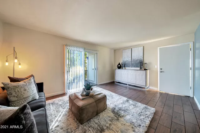 MLS: 6309773 Condo For Sale