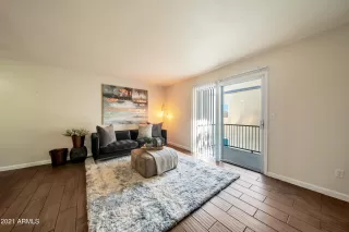 Photo #3: 6309773 Listing