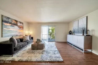 Photo #6: 6309773 Listing