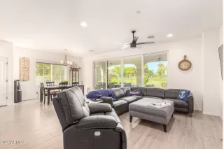 Photo #2: 6309861 Listing 