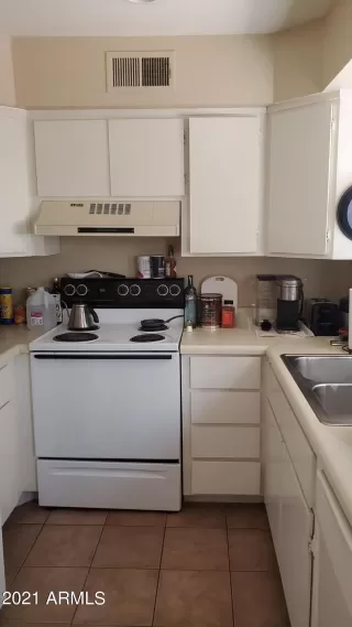 Photo #2: 6309956 Listing