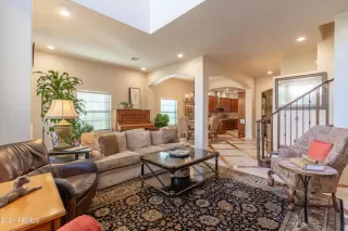 Photo #6: 6309989 Listing 