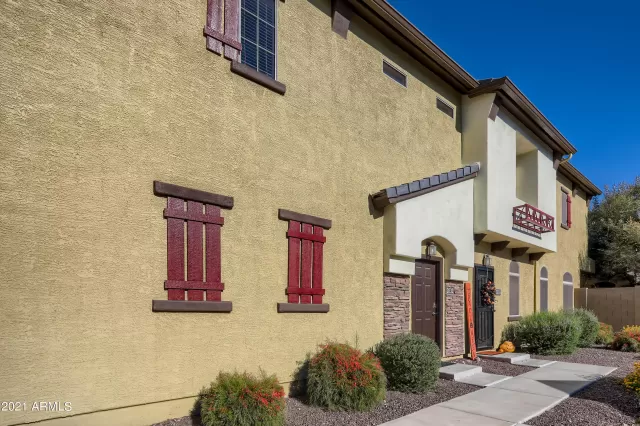 MLS: 6310003 Condo For Sale