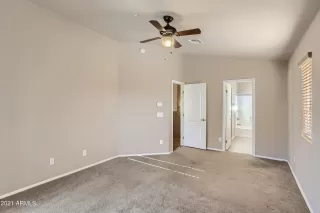 Photo #5: 6310003 Listing