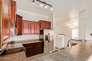 Photo #6: 6310067 Listing