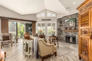 Photo #3: 6310136 Listing 