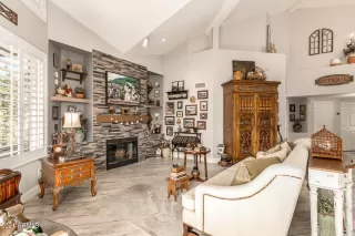 Photo #5: 6310136 Listing 