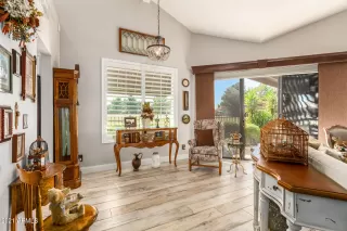 Photo #6: 6310136 Listing 