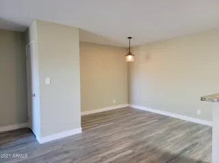 Photo #4: 6310408 Listing 