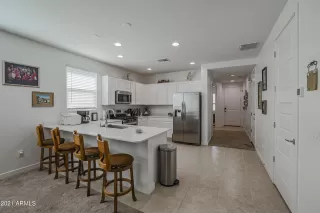 Photo #3: 6310553 Listing 