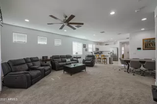 Photo #6: 6310553 Listing 