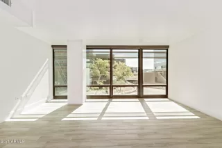 Photo #2: 6310710 Listing 