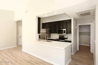 Photo #6: 6310714 Listing