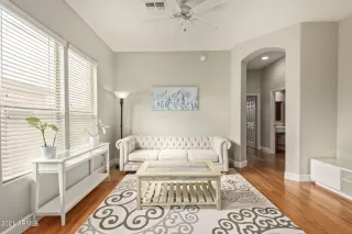 Photo #2: 6311009 Listing 