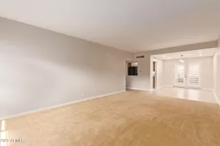 Photo #3: 6311199 Listing