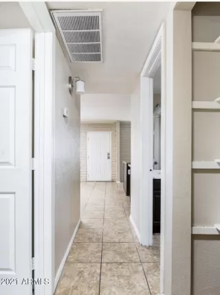 Photo #4: 6311299 Listing