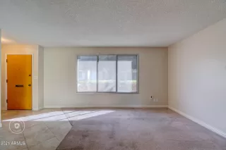 Photo #5: 6311390 Listing