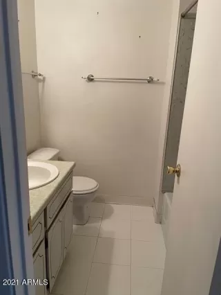 Photo #3: 6311608 Listing