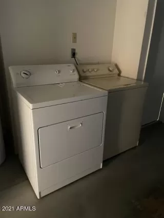 Photo #6: 6311608 Listing