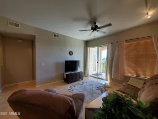 Photo #2: 6311706 Listing