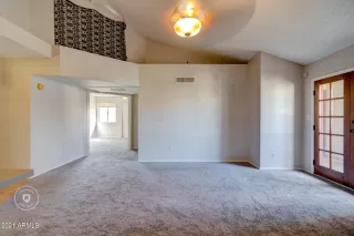 Photo #4: 6312395 Listing 