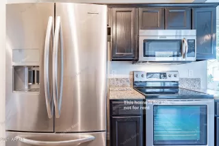 Photo #6: 6312400 Listing