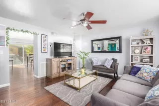 Photo #5: 6312560 Listing 