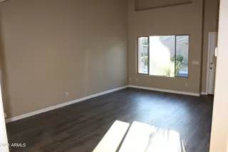 Photo #4: 6312796 Listing