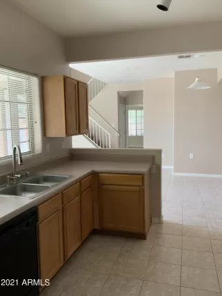 Photo #4: 6312881 Listing