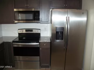 Photo #3: 6312904 Listing 