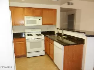 Photo #5: 6312949 Listing 