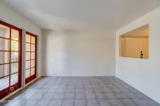 Photo #4: 6312968 Listing