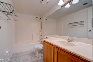 Photo #5: 6312968 Listing