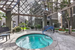 Photo #3: 6313000 Listing