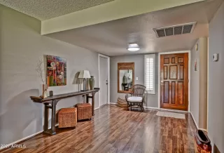 Photo #2: 6313057 Listing 