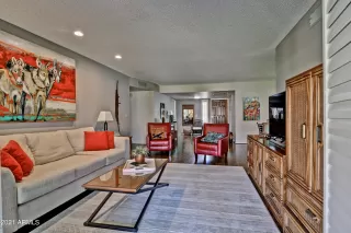 Photo #3: 6313057 Listing 