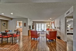 Photo #4: 6313057 Listing 