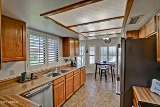 Photo #6: 6313057 Listing 