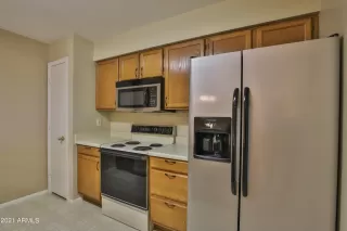 Photo #5: 6313266 Listing 