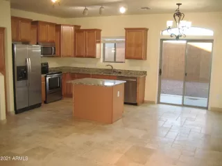 Photo #2: 6313290 Listing