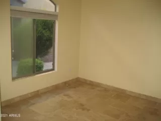 Photo #6: 6313290 Listing